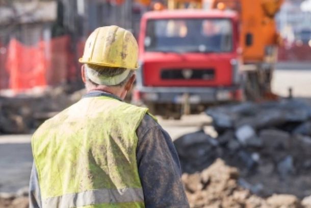 O n&uacute;mero de banheiros dispon&iacute;veis era insuficiente para atender os trabalhadores da obra 
