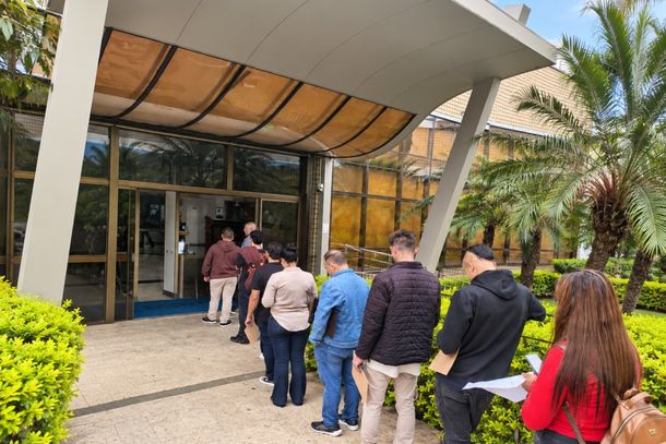 Os interessados nas vagas ser&atilde;o recebidos na C&acirc;mara Municipal 