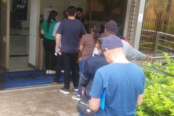 Os interessados nas vagas ser&atilde;o recebidos na C&acirc;mara Municipal 