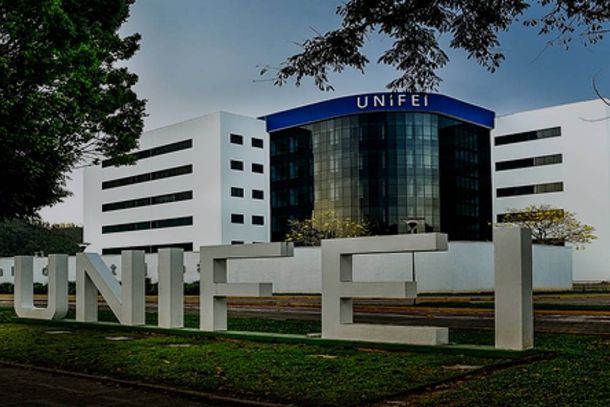 A Funda&ccedil;&atilde;o Theodomiro Santiago foi assim denominada em homenagem ao Fundador da Unifei 
