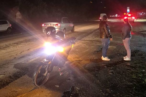 Sinistro de tr&acirc;nsito ocorrido no in&iacute;cio da noite desta quinta-feira na rodovia que liga Pouso Alegre a Alfenas 