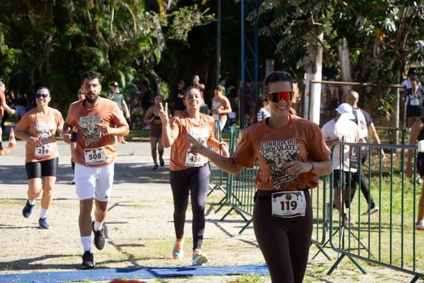 I Corrida do Chocolate reuniu participantes de Itatiaia e da regi&atilde;o no domingo