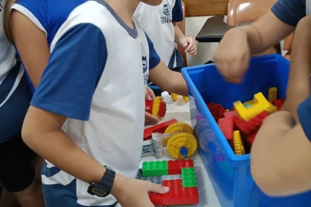 Projeto beneficia de cerca de 690 alunos da rede municipal.