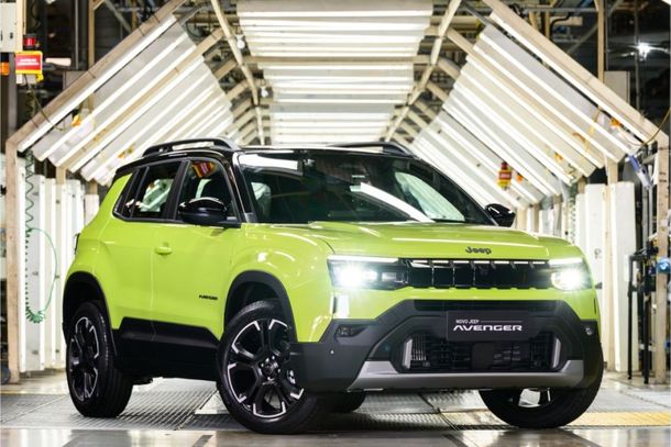 O Jeep Avenger &eacute; o primeiro ve&iacute;culo equipado com a tecnologia Bio-Hybrid a sair das linhas de montagem de Porto Real