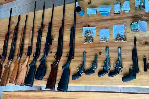 Arsenal com 13 armas e quase mil muni&ccedil;&otilde;es &eacute; apreendido em opera&ccedil;&atilde;o no Oeste 
