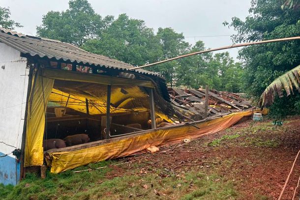 Chiqueir&atilde;o &eacute; destru&iacute;do por temporal no interior; preju&iacute;zo &eacute; estimado em R$ 1,5 milh&atilde;o