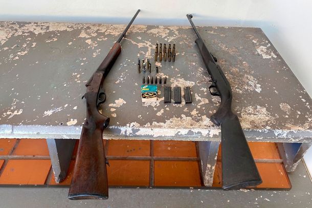 Pol&iacute;cia Civil apreende duas armas e prende homem durante investiga&ccedil;&atilde;o em Santa Helena