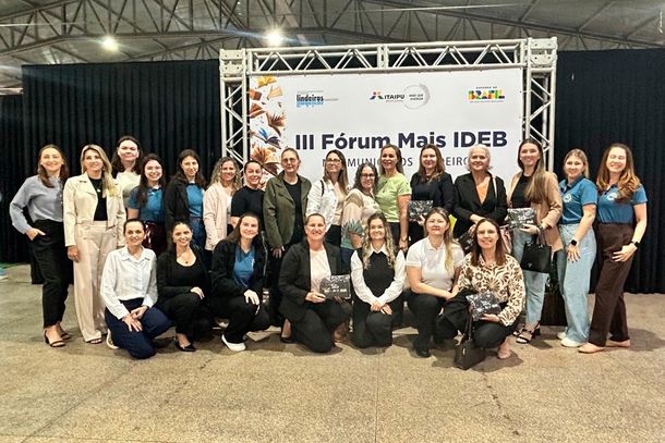 F&oacute;rum Mais Ideb re&uacute;ne educadores de 16 munic&iacute;pios lindeiros em Santa Helena