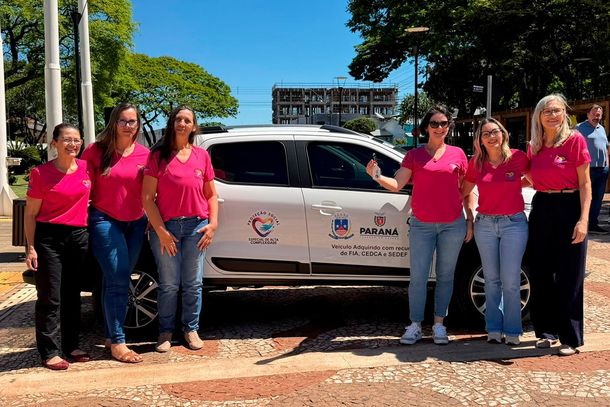 Prefeitura de Santa Helena entrega tr&ecirc;s ve&iacute;culos para a rede de Assist&ecirc;ncia Social
