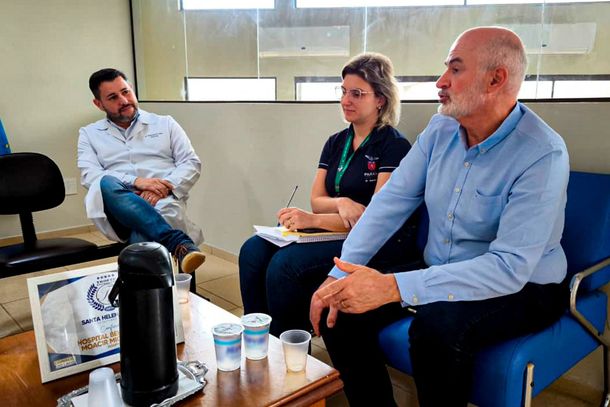 Regional de Sa&uacute;de de Toledo discute fluxos de atendimento com hospitais de Santa Helena