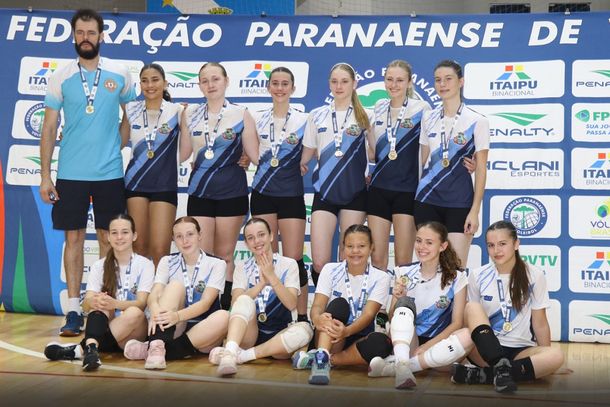 V&ocirc;lei feminino de Pato Bragado conquista t&iacute;tulo regional Oeste Sub-16