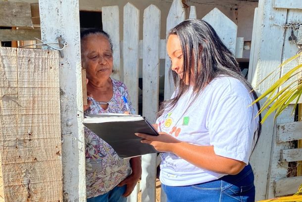 As aulas da EJAI centralizam-se na Escola Municipal de Educa&ccedil;&atilde;o de Jovens, Adultos e Idosos (EMEJA) Austero Mangerona.