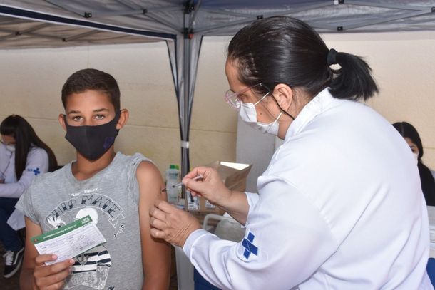A abertura para a popula&ccedil;&atilde;o geral ocorre em meio a um alerta aceso pelas autoridades sanit&aacute;rias locais