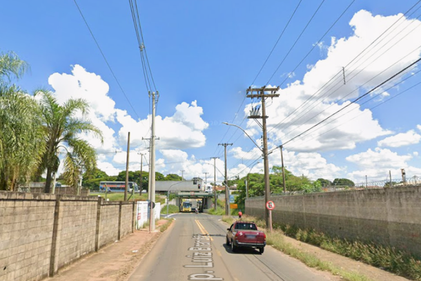 Durante o per&iacute;odo de obras, o tr&aacute;fego de ve&iacute;culos no sentido bairro&ndash;centro da Avenida Capit&atilde;o Luiz Brand&atilde;o ficar&aacute; temporariamente interditado