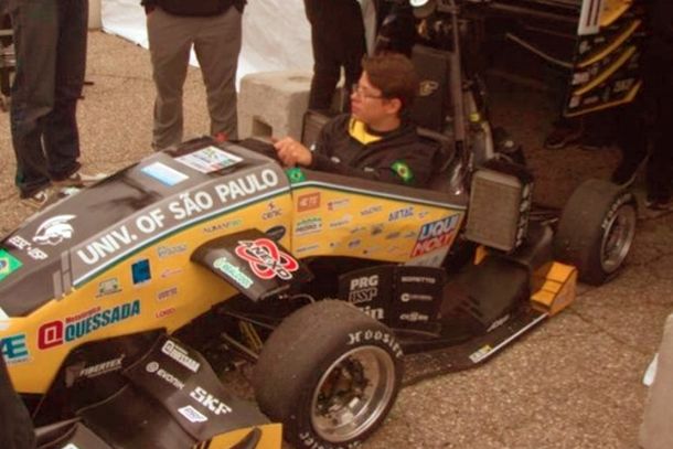 Equipe estudantil da Escola de Engenharia de S&atilde;o Carlos da USP conquistou dois trof&eacute;us e ficou entre os top 10 na classifica&ccedil;&atilde;o geral da etapa internacional da F&oacute;rmula SAE, em Michigan, nos Estados Unidos