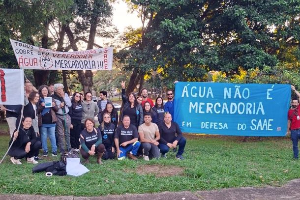 A mobiliza&ccedil;&atilde;o ocorreu no mesmo dia em que a autarquia comemora seu anivers&aacute;rio de funda&ccedil;&atilde;o, transformando a data em um dia de resist&ecirc;ncia