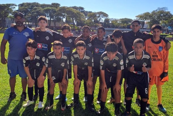 A rodada definiu as equipes Salesianos/Chuteira de Ouro, Flamingo e C.E. Multi Sport como as representantes de S&atilde;o Carlos no Campeonato Estadual de Futebol Menor