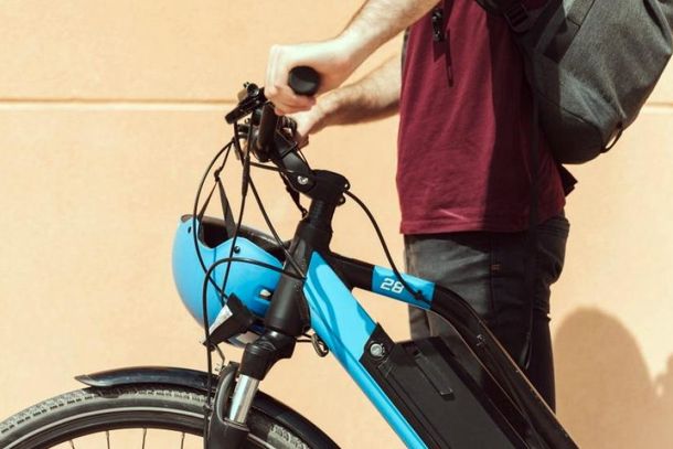 O estudo tamb&eacute;m avalia o impacto das bicicletas el&eacute;tricas como solu&ccedil;&atilde;o para o desafio do "&uacute;ltimo quil&ocirc;metro", conectando moradores de bairros distantes a redes de alta capacidade, como trens e metr&ocirc;s