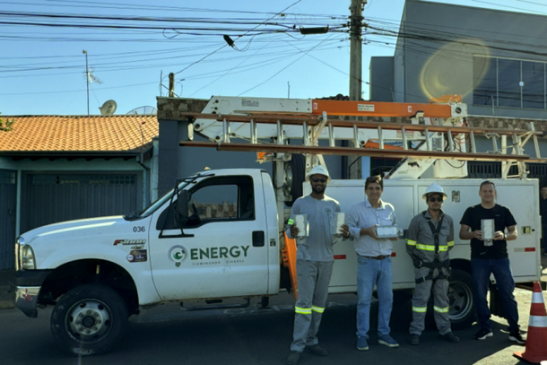 Al&eacute;m das vias residenciais, o projeto contempla a moderniza&ccedil;&atilde;o completa do sistema de ilumina&ccedil;&atilde;o de importantes pontos de conviv&ecirc;ncia da cidade