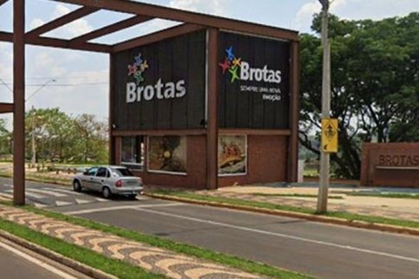 O certame oferta 23 vagas e visa &agrave; forma&ccedil;&atilde;o de cadastro reserva para diversos cargos efetivos que contemplam todos os n&iacute;veis escolares