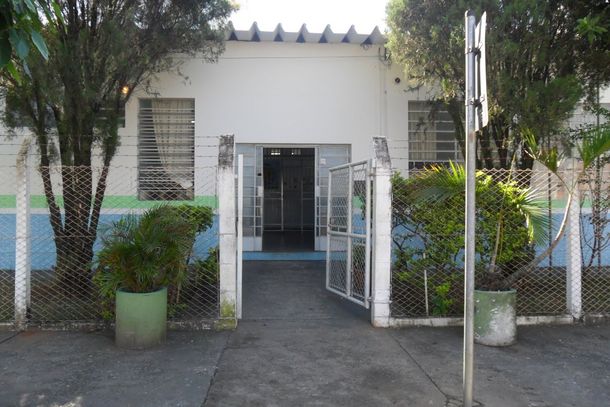 Escolas Municipais sofrem sem controle de acesso e servi&ccedil;os apropriados de manuten&ccedil;&atilde;o