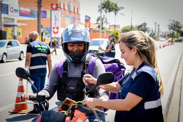 A campanha teve in&iacute;cio na &uacute;ltima segunda-feira (21) na Avenida Brasil, nas proximidades do Corpo de Bombeiros