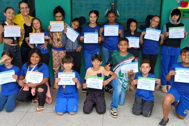 Os alunos com melhor desempenho foram contemplados com medalhas de ouro, prata e bronze