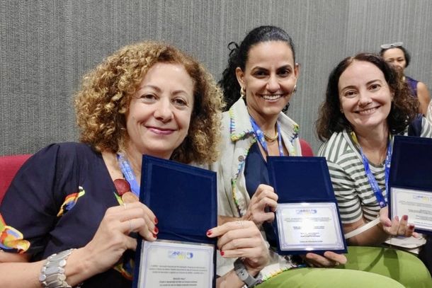 Andrea Lago da Silva, Naiara Calife Garcia e Priscila L. de Souza Miguel