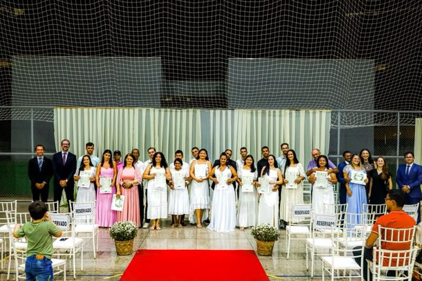 Justi&ccedil;a oficializa uni&atilde;o de 28 casais em S&atilde;o Miguel do Guapor&eacute; e Alvorada