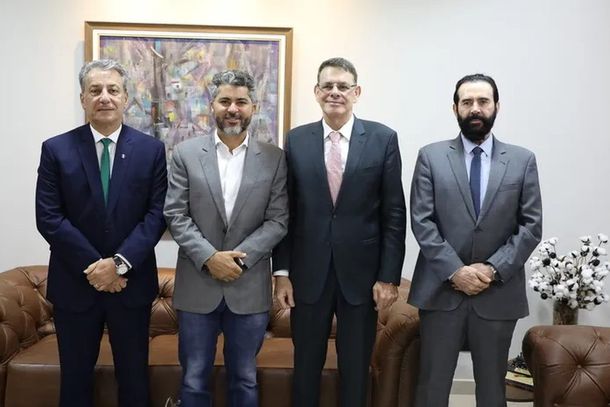 Governador eleito de Rond&ocirc;nia visita sede do Tribunal de Justi&ccedil;a