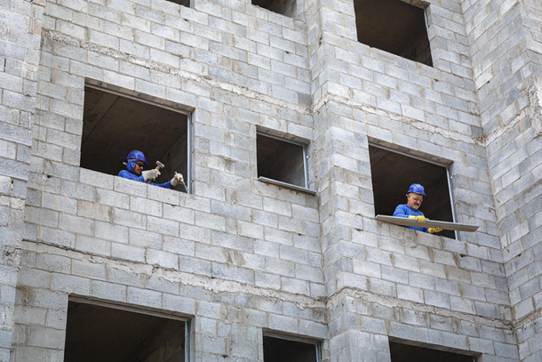 Construtora contratou 143 funcion&aacute;rios neste ano, sendo 15 na RMC