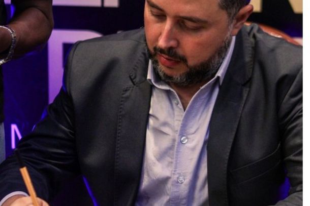 Jo&atilde;o Cleto, autor do livro Lideran&ccedil;a na Pr&aacute;tica: como se tornar um l&iacute;der.