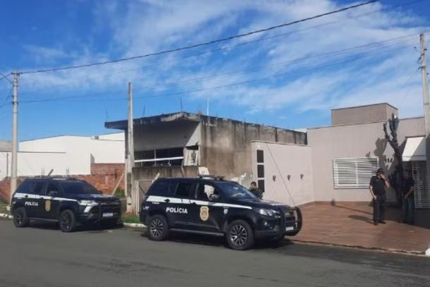 Agentes cumprem mandados de busca e apreens&atilde;o em quatro cidades da regi&atilde;o