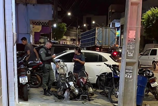Desmanche de ve&iacute;culos roubados foi localizado pela Pol&iacute;cia Militar em Lagoa Nova