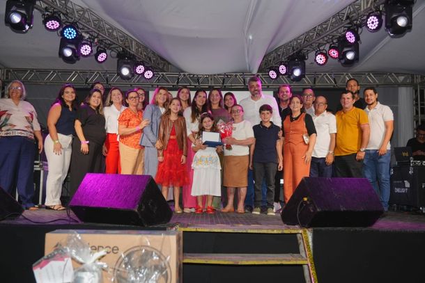 Festa em Vertente do L&eacute;rio homenageou as m&atilde;es do munic&iacute;pio
