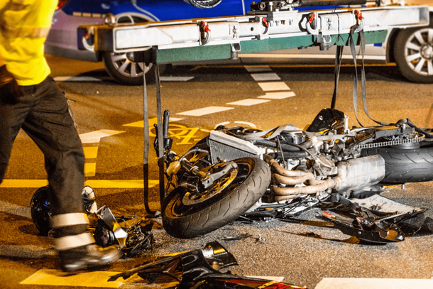 Combina&ccedil;&atilde;o entre bebida alco&oacute;lica e pilotagem causa grande n&uacute;mero de acidentes envolvendo motocicletas
