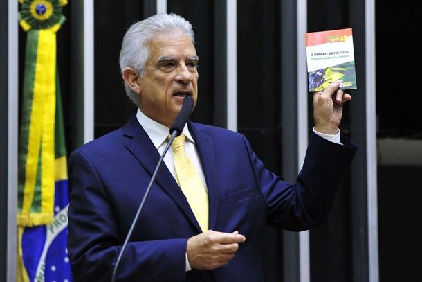 O parlamentar vai percorrer 12 munic&iacute;pios de tr&ecirc;s regi&otilde;es do noroeste paranaense