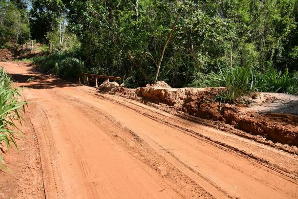 Na &uacute;ltima sexta-feira, 26, a passagem pela ponte sobre o Ribeir&atilde;o Piava ficou temporariamente comprometida na Estrada Jaborandi