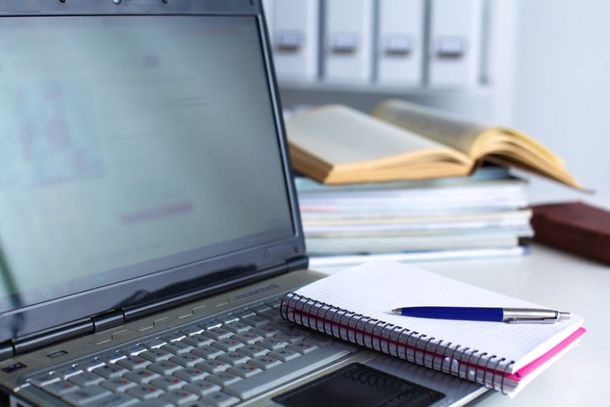 Coordenadores de curso e de polo, assim como os tutores presenciais e a dist&acirc;ncia atender&atilde;o os acad&ecirc;micos em sistema de trabalho remoto