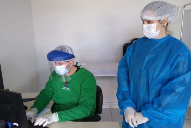 Paciente est&aacute; em isolamento domiciliar e sem sintomas graves