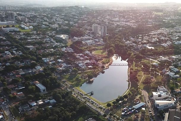 Em 10 anos a popula&ccedil;&atilde;o da cidade de Umuarama cresceu em 11.824 habitantes, cerca de 11.7%