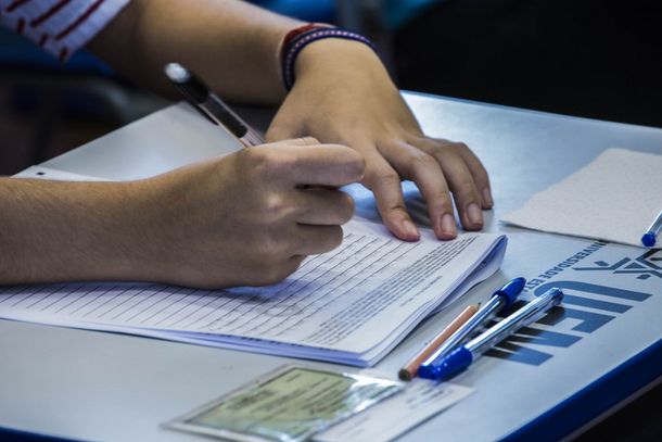 Interessados em entrar nas gradua&ccedil;&otilde;es da Universidade Estadual de Maring&aacute; (UEM) ter&atilde;o mais uma oportunidade: o Sistema de Sele&ccedil;&atilde;o Unificada (SiSU)