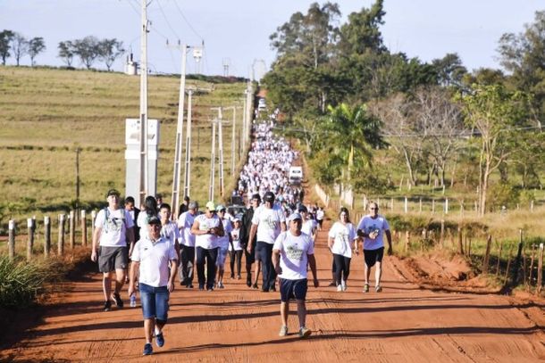 Ap&oacute;s dois anos sem ser realizada, a Caminhada Ecol&oacute;gica &eacute; um evento tradicional e marca os 67 anos do anivers&aacute;rio de Umuarama, comemorado em 26 de junho