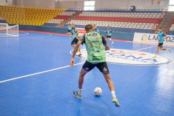 O time deve se apresentar para a primeira atividade do ano no dia 06 de fevereiro