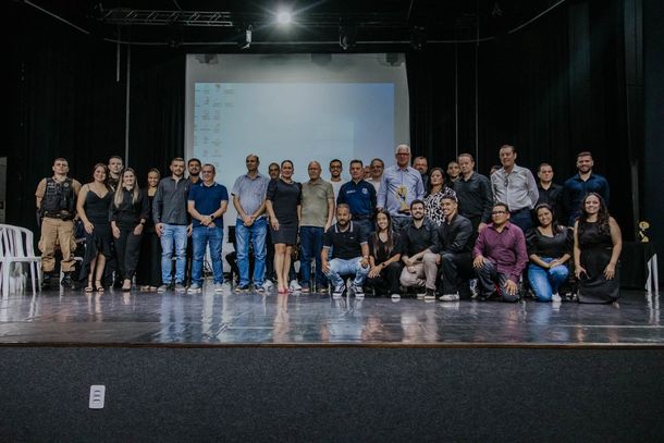 Prêmio Melhores do Ano 2023 foi oferecido pela Secretaria Municipal de Esportes e Lazer de Umuarama