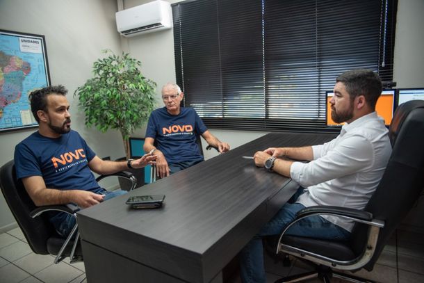 Francisco Bochi e Kenny Gonçalves puderam expor as ações do Partido Novo para o futuro de Umuarama