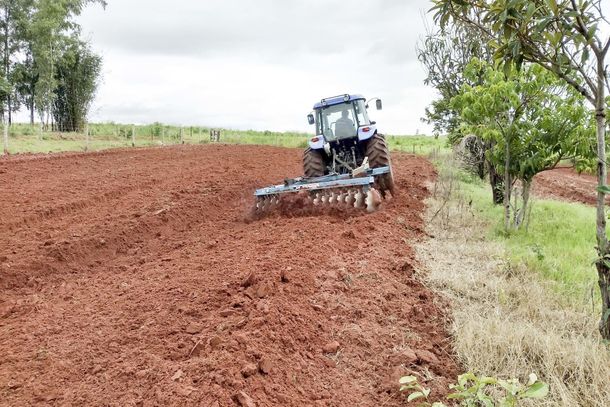 Para ter os serviços, basta procurar a Secretaria da Agricultura – no Paço Municipal – e formalizar o interesse