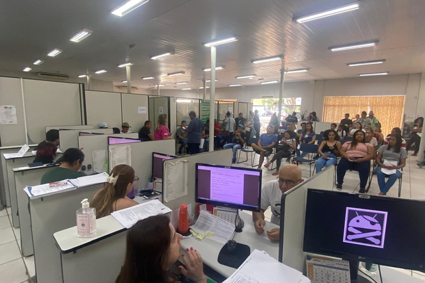 O Emprega Umuarama atraiu centenas de trabalhadores em busca de recolocação