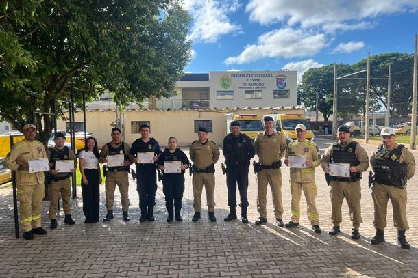 Cerim&ocirc;nia de homenagem ocorreu no 25&ordm; BPM