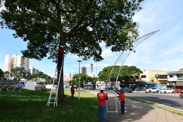 A decora&ccedil;&atilde;o contar&aacute; com &aacute;rvores de Natal iluminadas, elementos instagram&aacute;veis e ornamentos coloridos